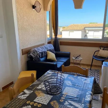 Hibiscus 2 Apartment *